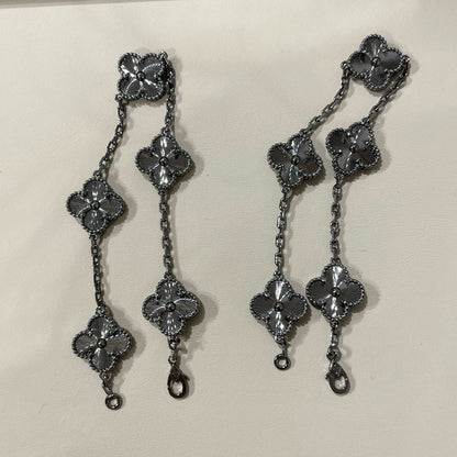 [⭐Clover Jewelry]CLOVER 5 MOTIF BLACK BRACELET