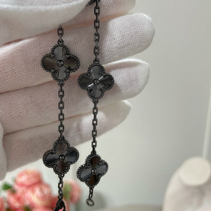 [⭐Clover Jewelry]CLOVER 5 MOTIF BLACK BRACELET