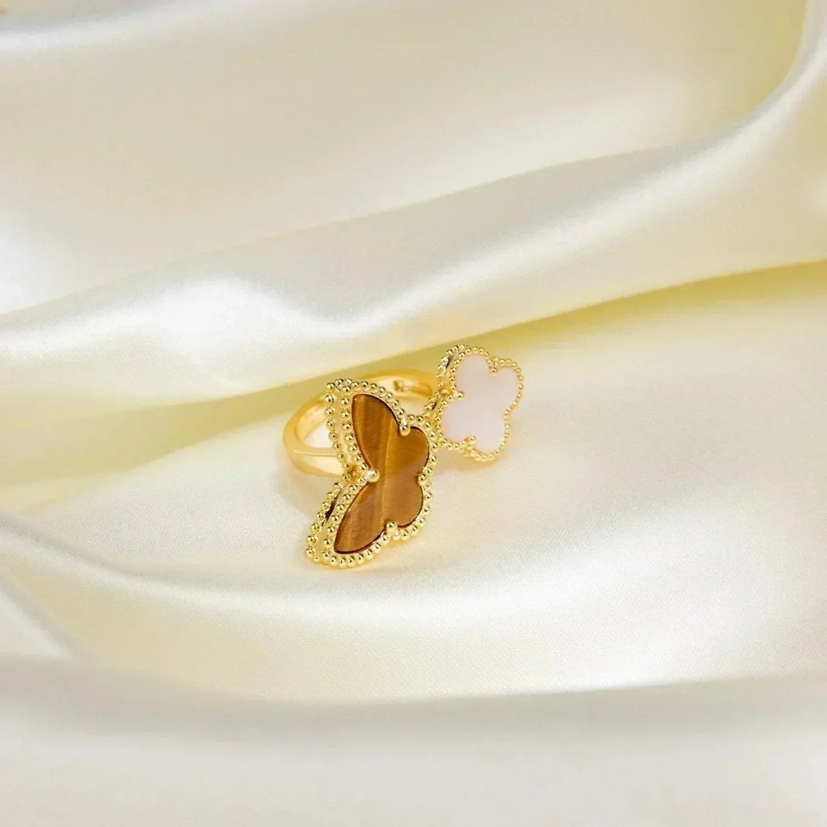 [⭐Clover Jewelry]LUCKY BETWEEN THE FINGER RING