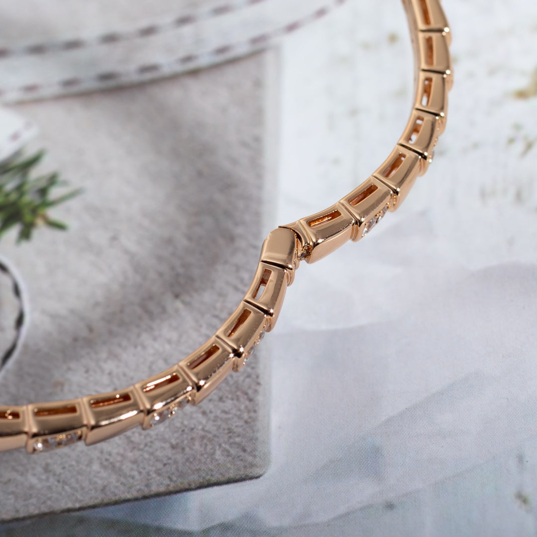 [⭐Clover Jewelry]SERPENTI SMALL BRACELET PINK GOLD DIAMOND