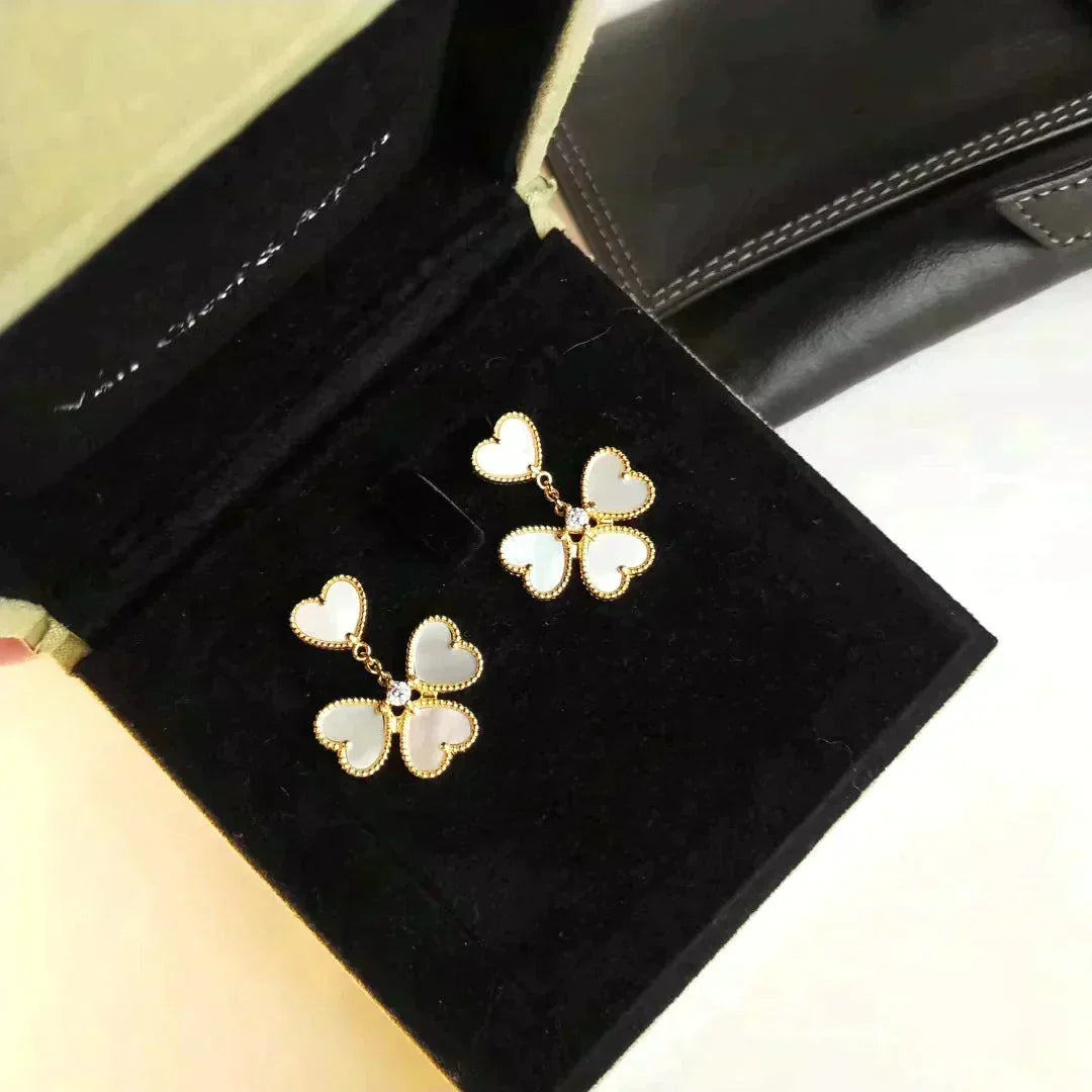 [⭐Clover Jewelry]CLOVER SWEET WHITE MOP EARRINGS