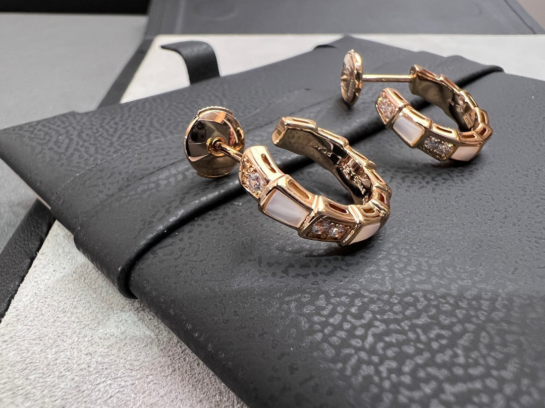 [⭐Clover Jewelry]SERPENTI MOP PINK GOLD EARRINGS