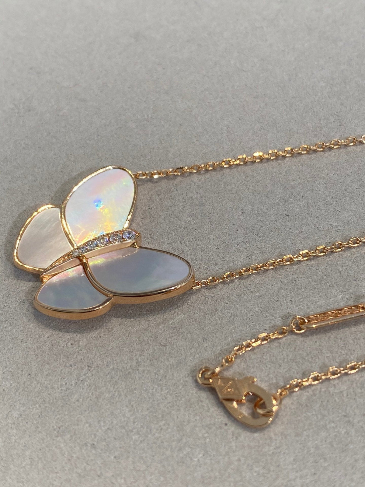 [⭐Clover Jewelry]BUTTERFLY GOLD MOP DIAMOND NECKLACE