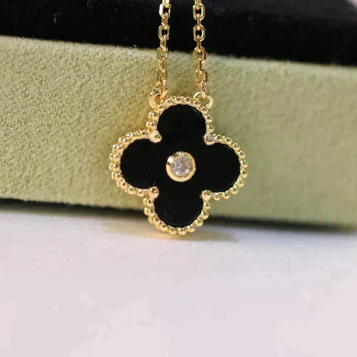[⭐Clover Jewelry]CLOVER 15MM DIAMOND ONYX NECKLACE