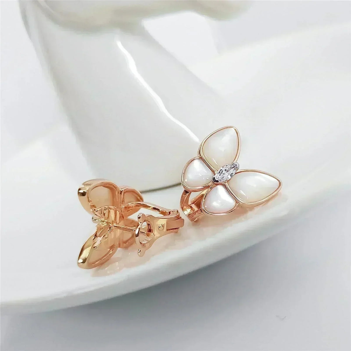 [⭐Clover Jewelry]BUTTERFLY MOP DIAMOND EARRINGS