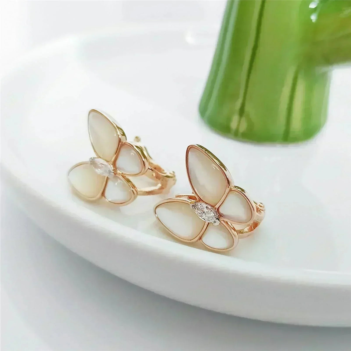 [⭐Clover Jewelry]BUTTERFLY MOP DIAMOND EARRINGS
