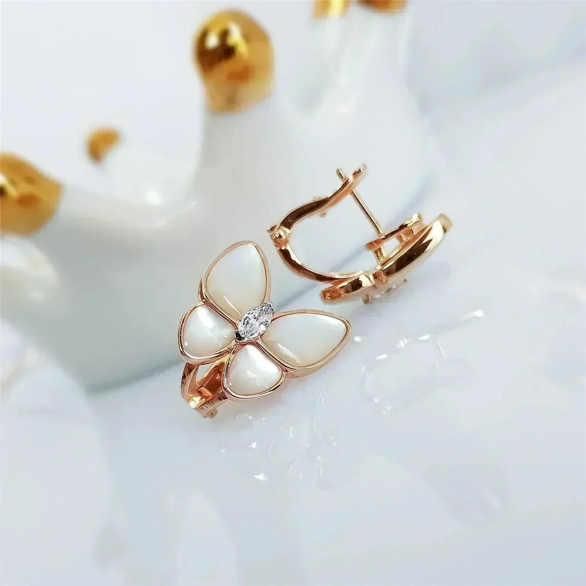 [⭐Clover Jewelry]BUTTERFLY MOP DIAMOND EARRINGS