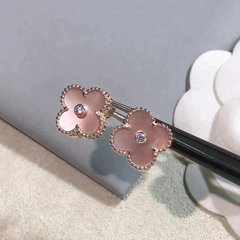 [⭐Clover Jewelry]CLOVER MEDIUM 1 MOTIFS  PINK MOP DIAMOND EARRINGS