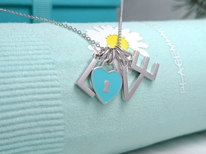 [Clover Jewelry]LOVE TEXT PEDANT NECKLACE