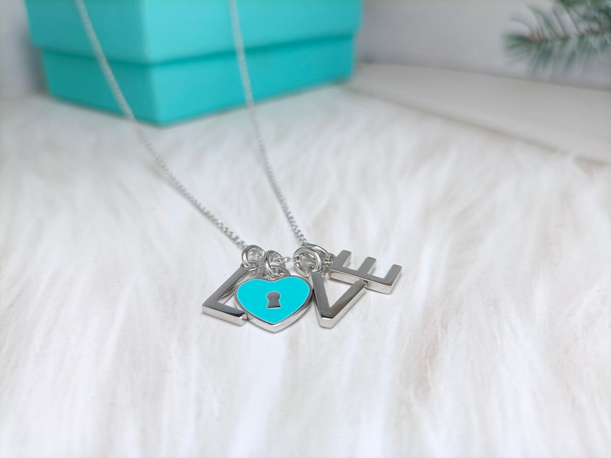 [Clover Jewelry]LOVE TEXT PEDANT NECKLACE