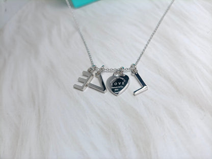 [Clover Jewelry]LOVE TEXT PEDANT NECKLACE