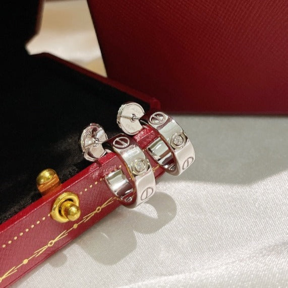 [⭐Clover Jewelry]LOVE EARRINGS 5.7MM 2 DIAMONDS