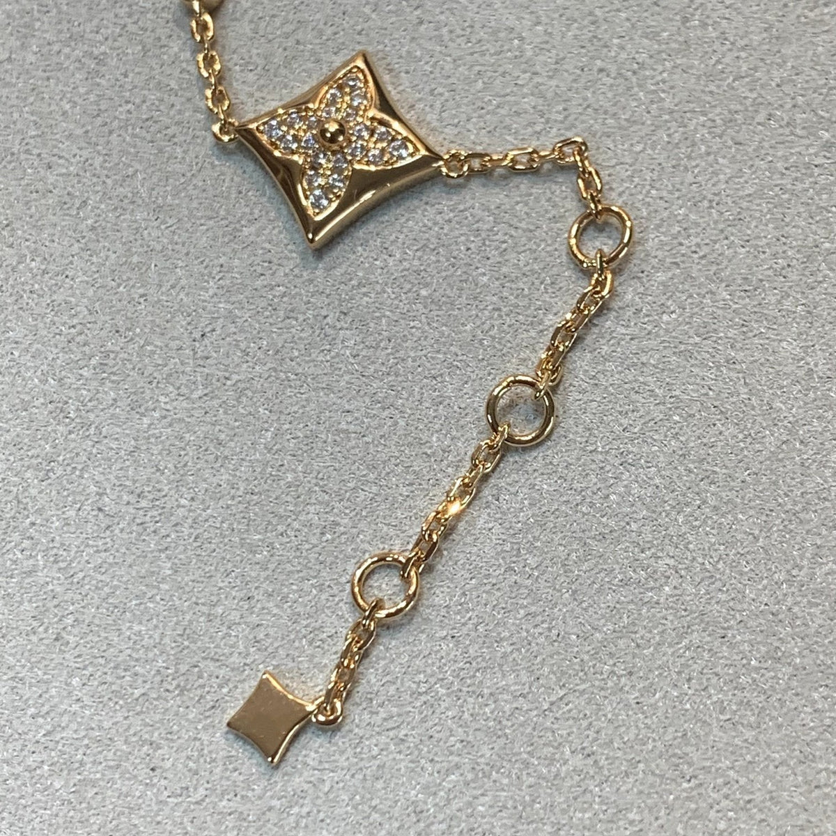 [⭐Clover Jewelry]STAR AND SUN 4 MOTIFS GOLD DIAMONDS BRACELET