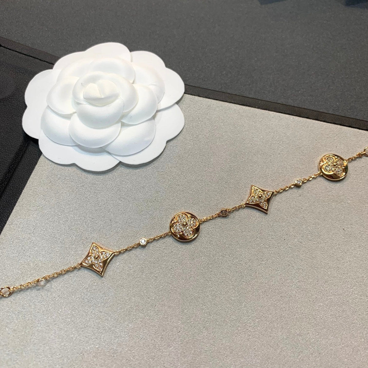 [⭐Clover Jewelry]STAR AND SUN 4 MOTIFS GOLD DIAMONDS BRACELET