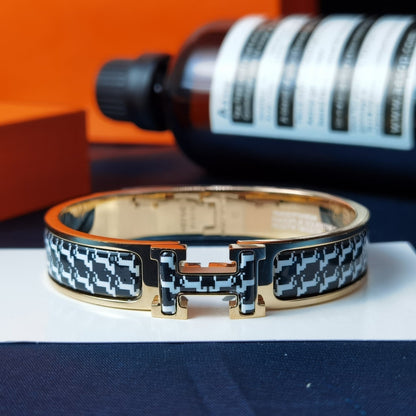 [⭐Clover Jewelry]H HORSE BRACELET 12MM