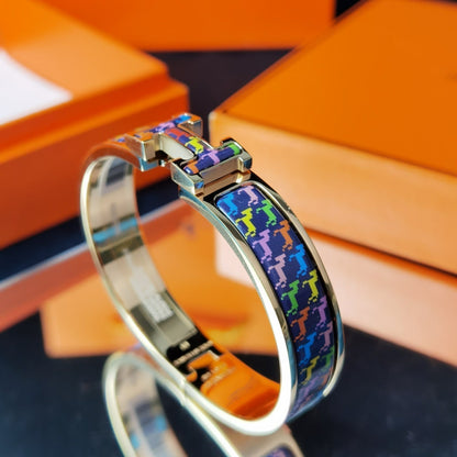 [⭐Clover Jewelry]H HORSE BRACELET 12MM