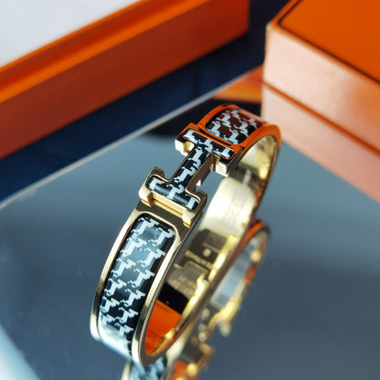 [⭐Clover Jewelry]H HORSE BRACELET 12MM