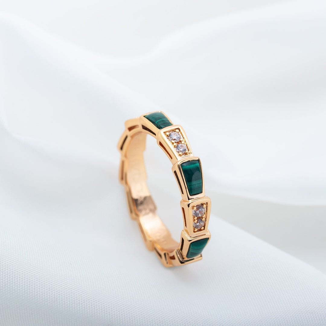 [⭐Clover Jewelry]SERPENTI RING PINK GOLD MALACHITE DIAMOND 3MM