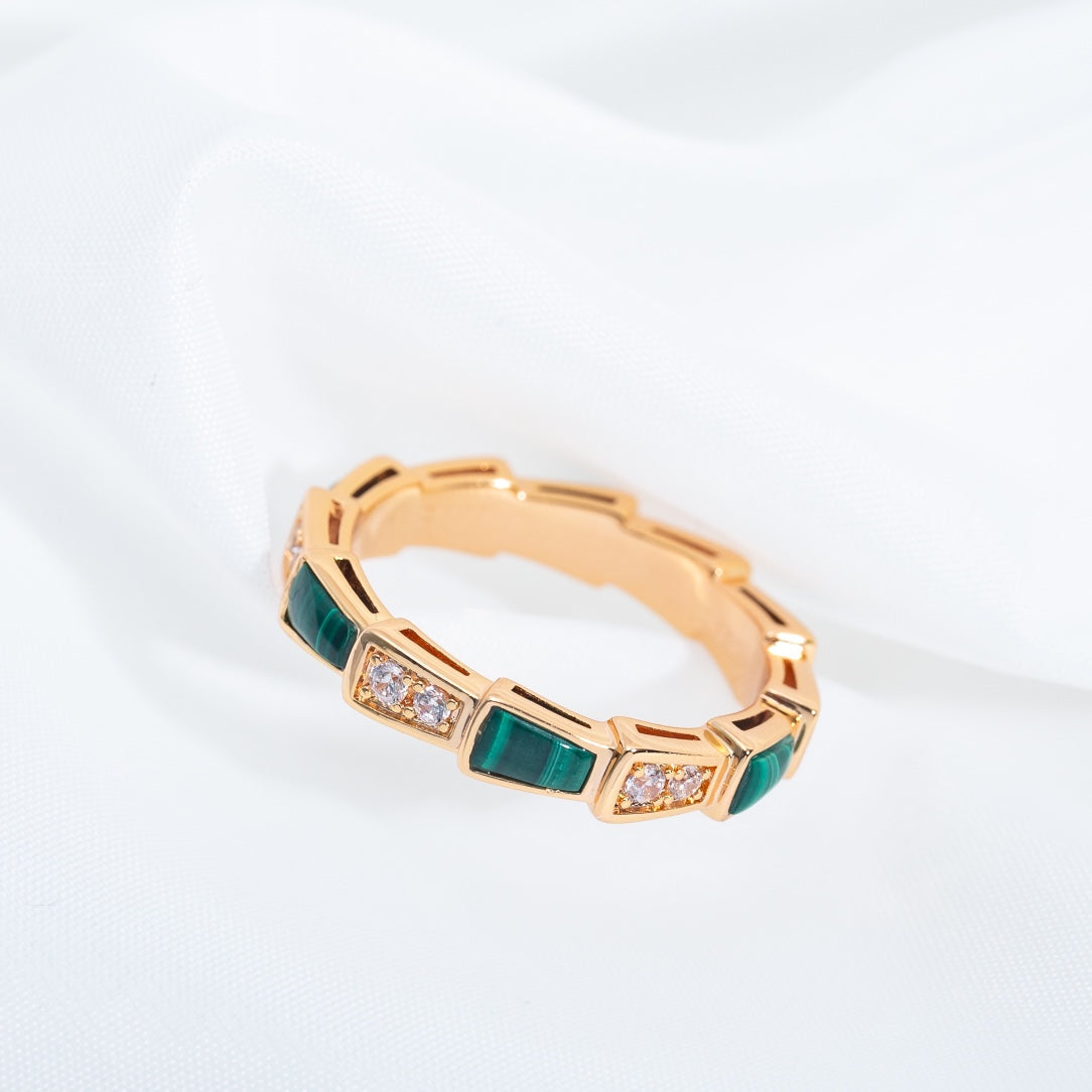 [⭐Clover Jewelry]SERPENTI RING PINK GOLD MALACHITE DIAMOND 3MM