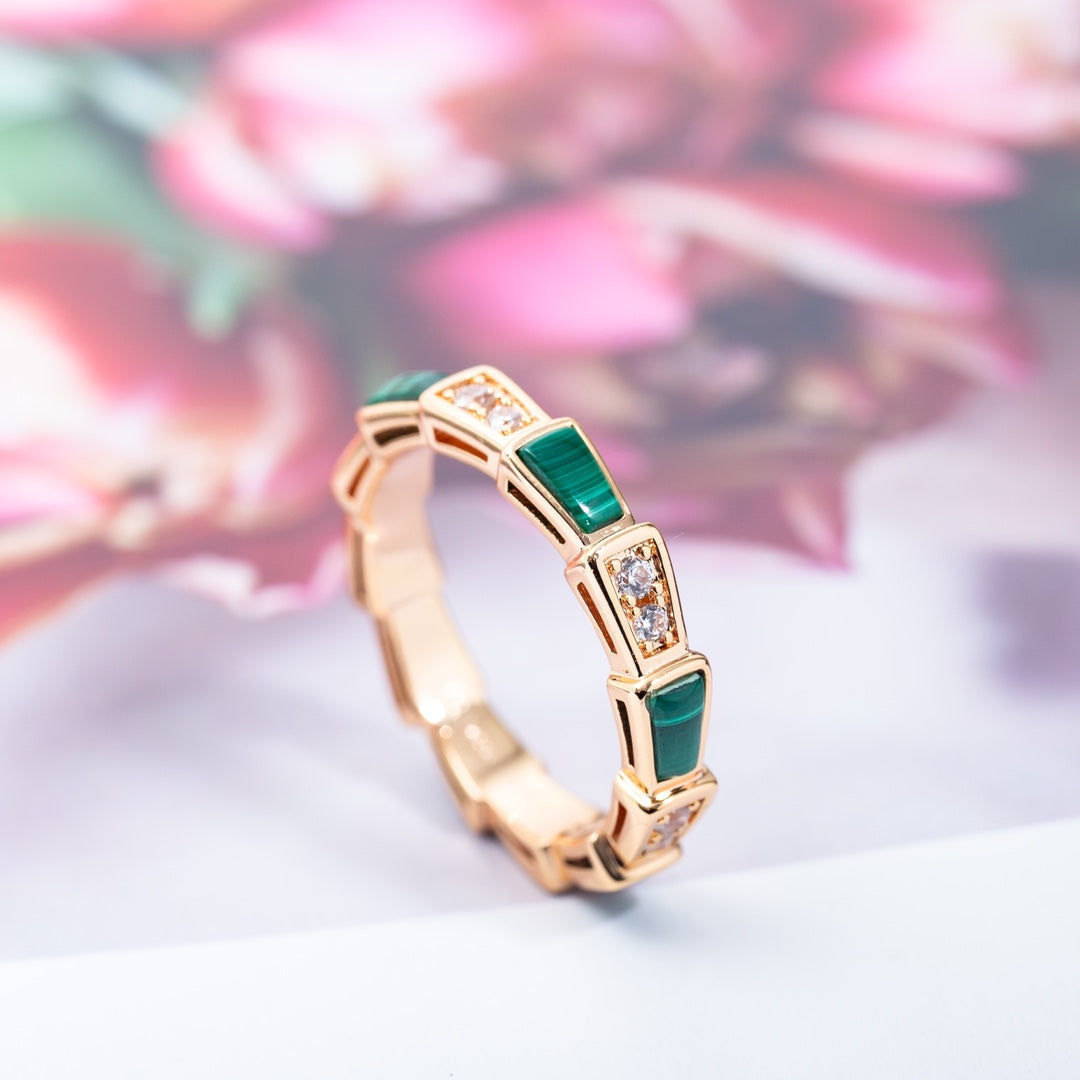 [⭐Clover Jewelry]SERPENTI RING PINK GOLD MALACHITE DIAMOND 3MM