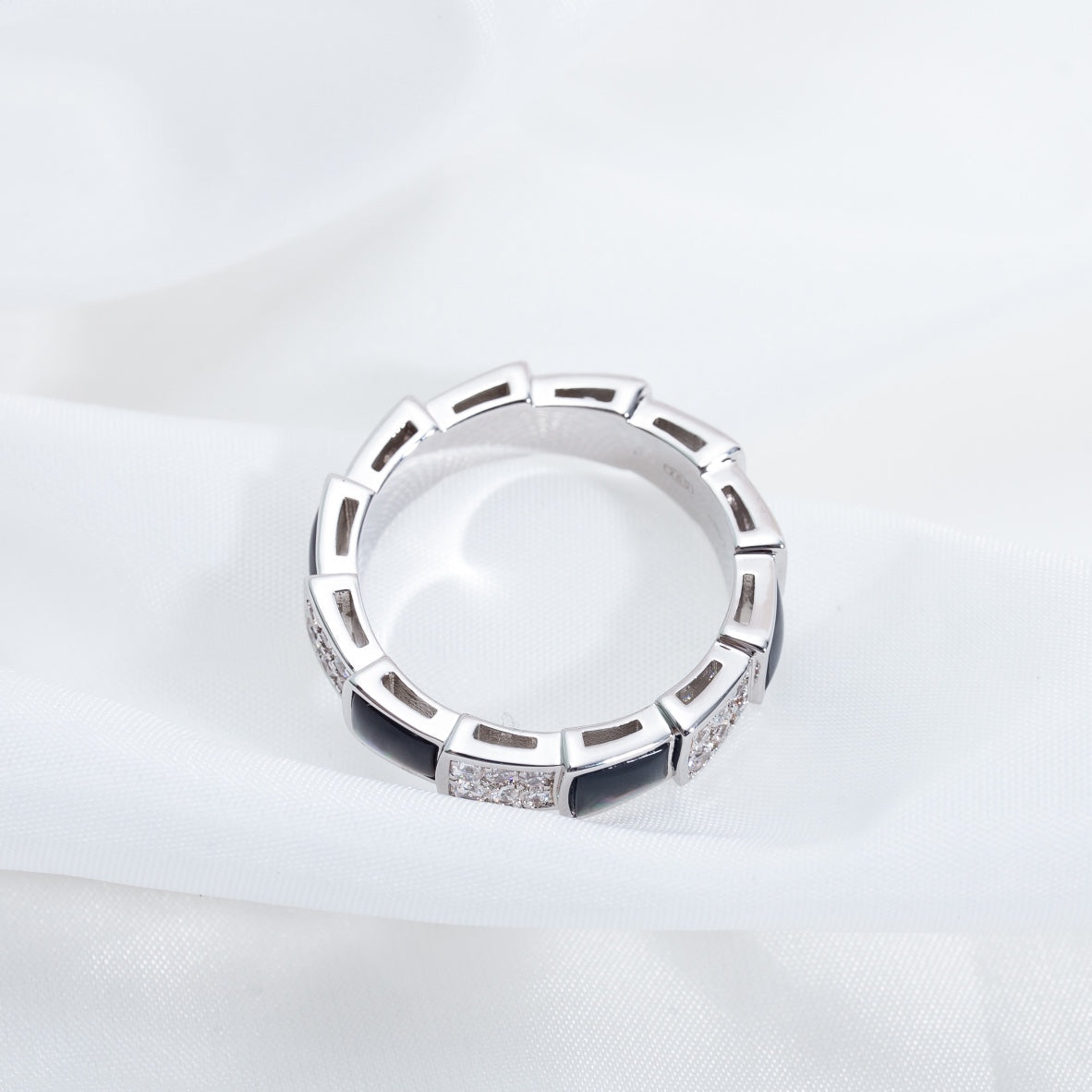 [⭐Clover Jewelry]SERPENTI RING SILVER DIAMOND BLACK MOP 4MM