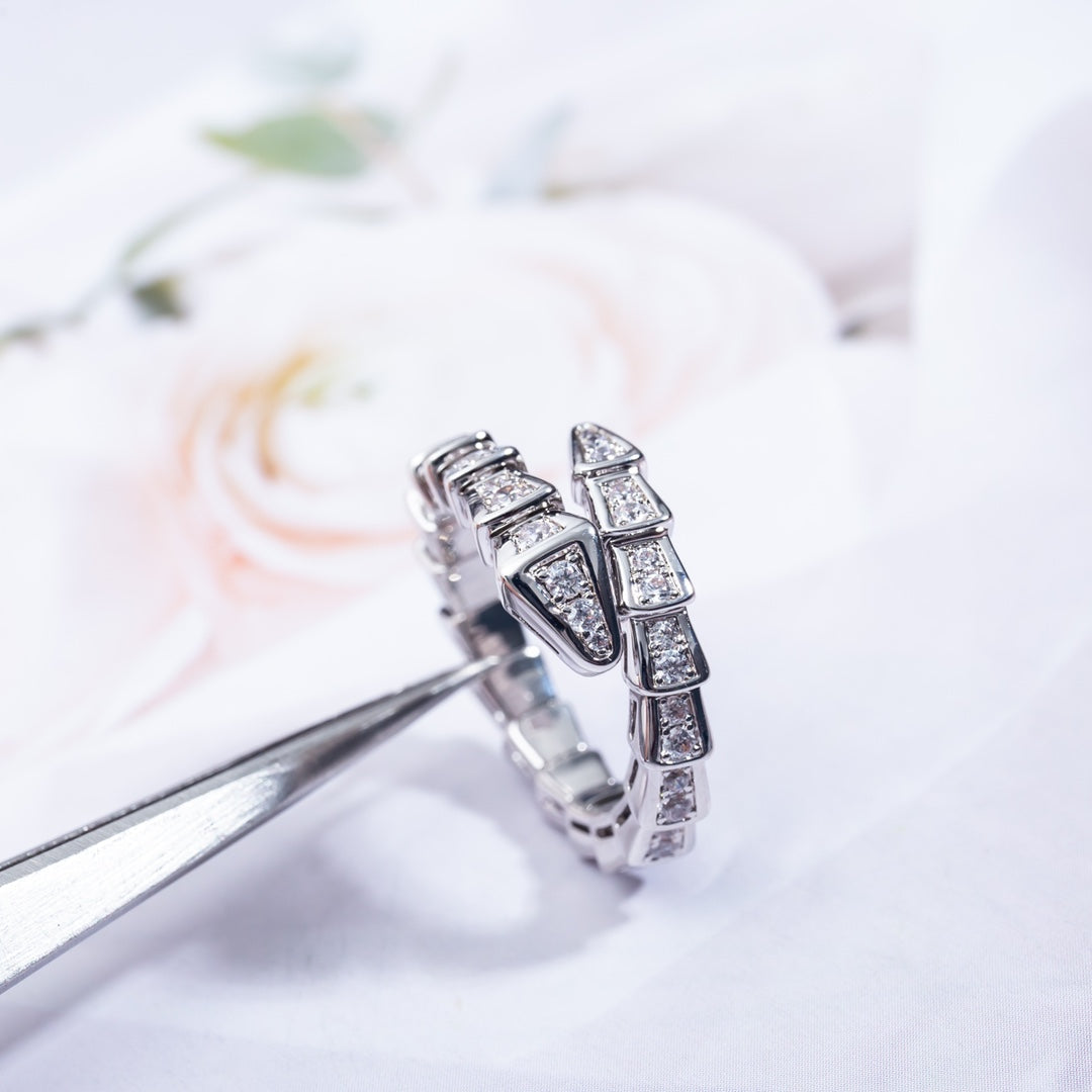 [⭐Clover Jewelry]SERPENTI RING SILVER DIAMOND PAVED 4MM