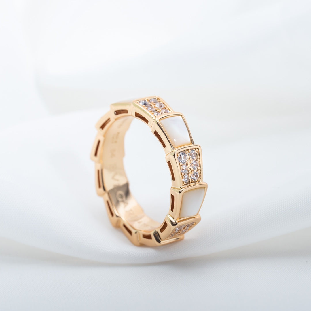 [⭐Clover Jewelry]SERPENTI RING PINK GOLD MOP DIAMOND PAVED 4MM