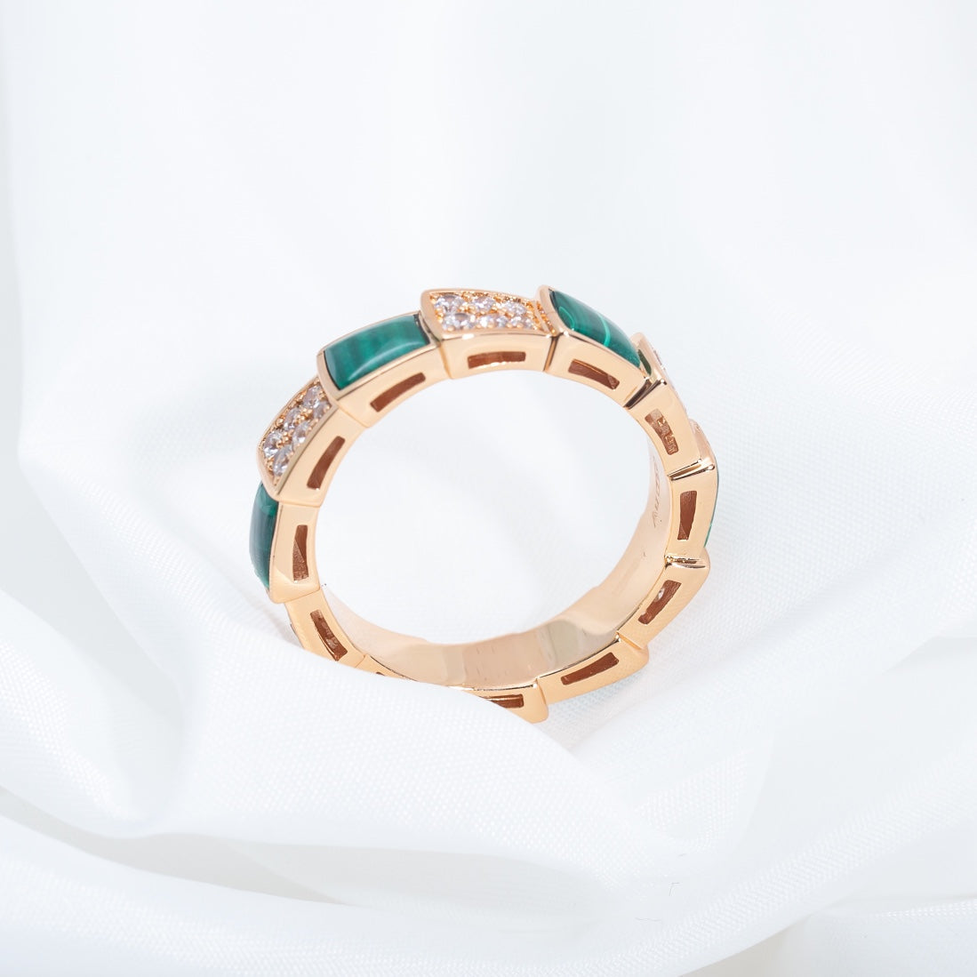 [⭐Clover Jewelry]SERPENTI RING PINK GOLD MALACHITE DIAMOND PAVED 4MM