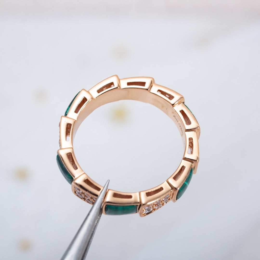 [⭐Clover Jewelry]SERPENTI RING PINK GOLD MALACHITE DIAMOND PAVED 4MM
