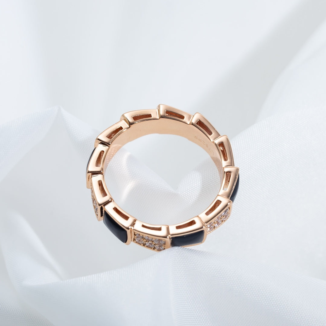 [⭐Clover Jewelry]SERPENTI RING PINK GOLD BLACK MOP DIAMOND PAVED 4MM