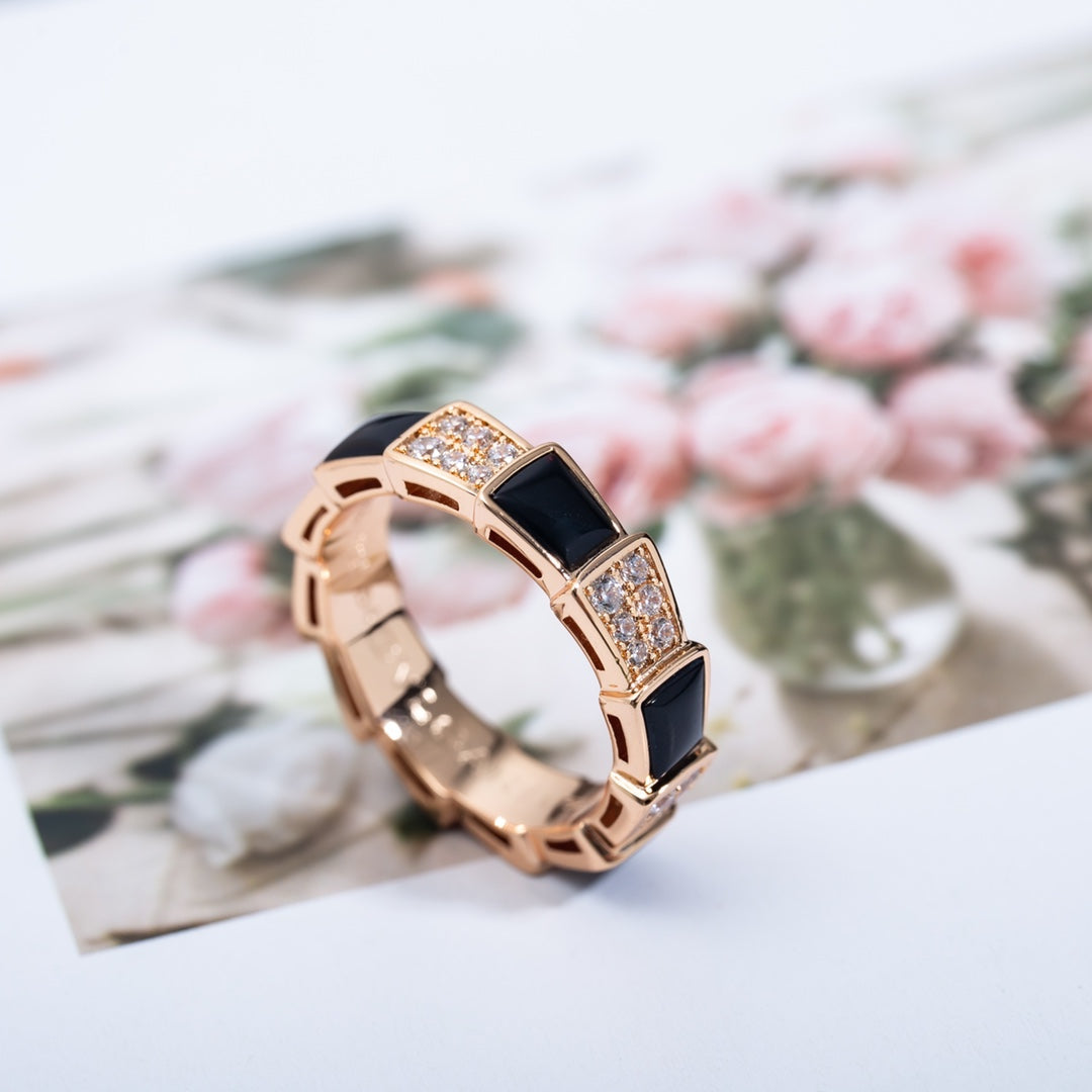 [⭐Clover Jewelry]SERPENTI RING PINK GOLD BLACK MOP DIAMOND PAVED 4MM