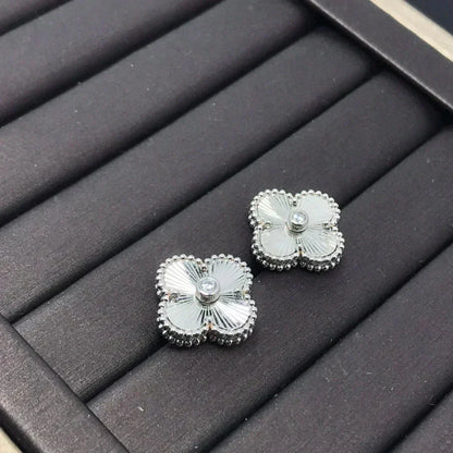 [⭐Clover Jewelry]CLOVER MINI 9.5MM LASER EARRINGS