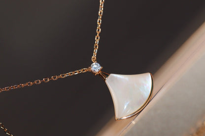 [⭐Clover Jewelry]DREAM NECKLACE WHITE MOP PINK GOLD 1 DIAMOND