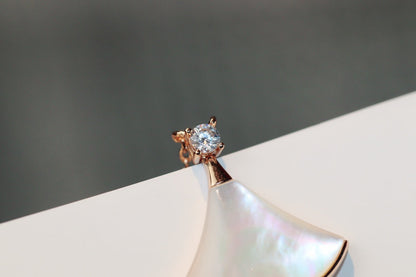 [⭐Clover Jewelry]DREAM NECKLACE WHITE MOP PINK GOLD 1 DIAMOND