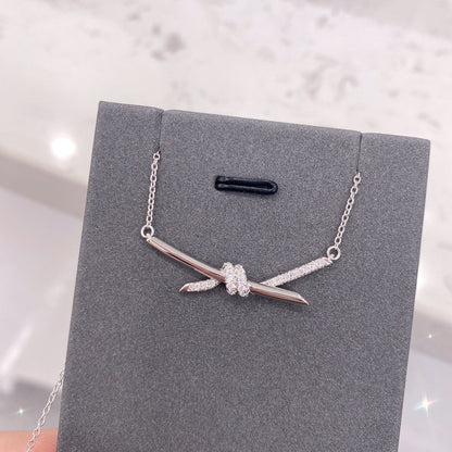 [Clover Jewelry]KNOT NECKLACE DIAMONDS