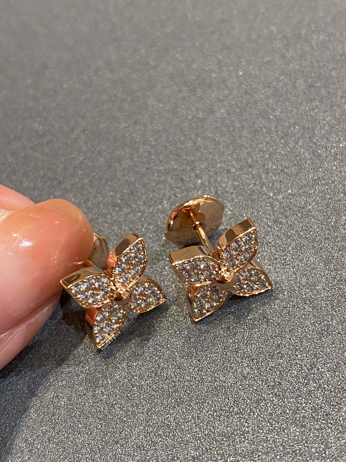 [⭐Clover Jewelry]STAR DIAMOND EARRINGS