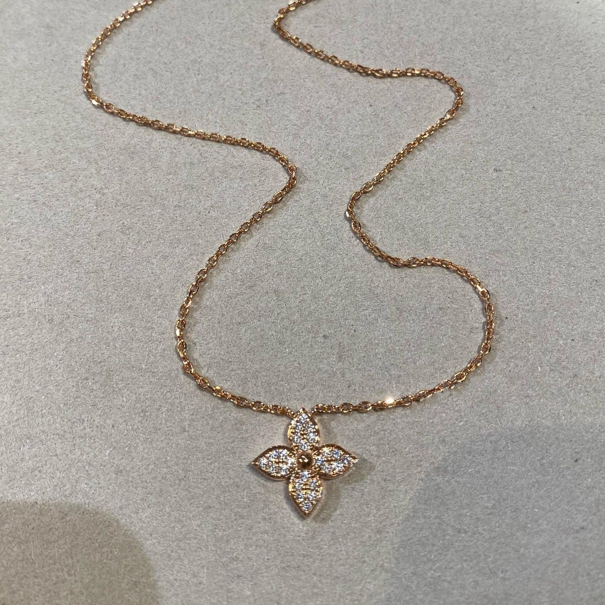 [⭐Clover Jewelry]STAR DIAMOND NECKALCE