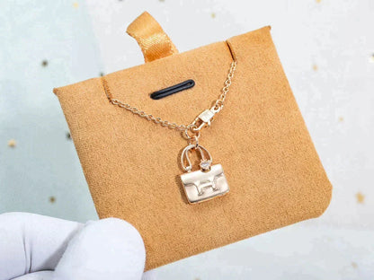 [⭐Clover Jewelry]AMULETTE PEDANT ROSE GOLD NECKLACE