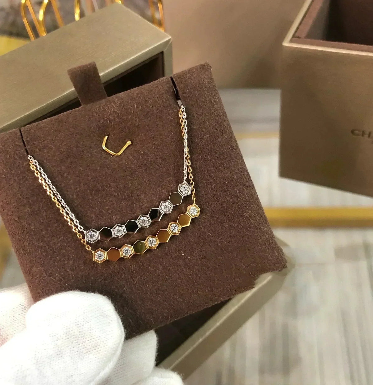 [⭐Clover Jewelry]BEE LOVE NECKLACE DIAMOND