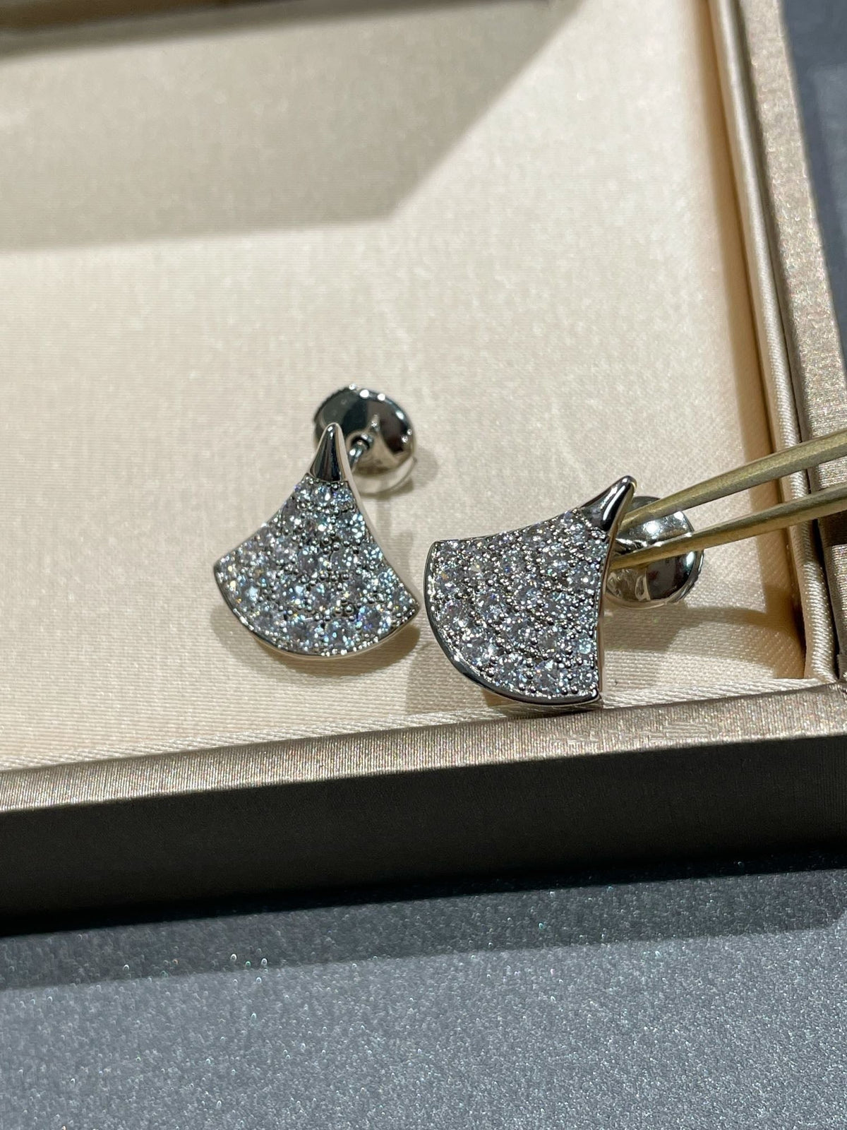[⭐Clover Jewelry]DREAM STUD EARRINGS DIAMOND