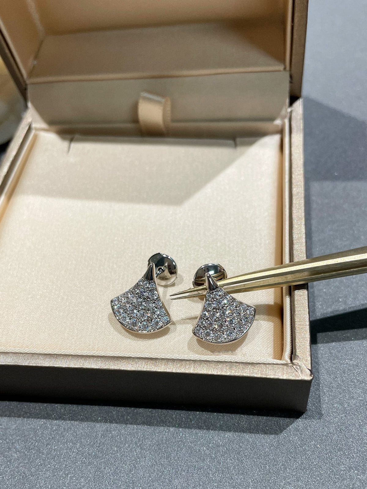 [⭐Clover Jewelry]DREAM STUD EARRINGS DIAMOND