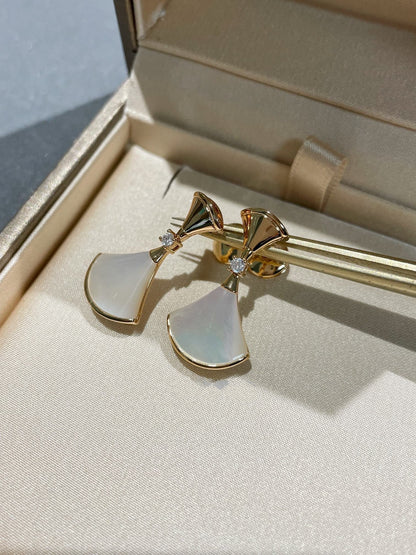[⭐Clover Jewelry]DREAM MOP 1 DIAMOND EARRINGS