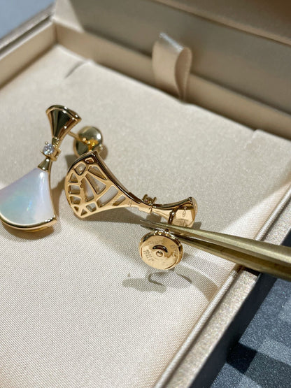 [⭐Clover Jewelry]DREAM MOP 1 DIAMOND EARRINGS