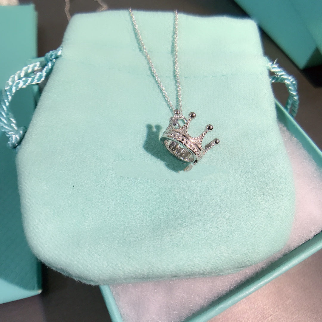 [Clover Jewelry]CROWN PEDANT NECKLACE