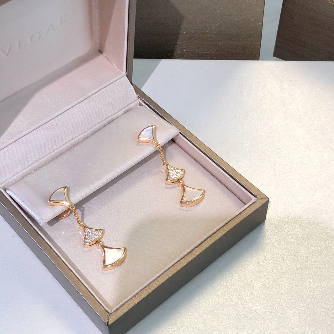[⭐Clover Jewelry]DREAM EARRINGS 3 MOTIFS DIAMOND MOP PINK GOLD