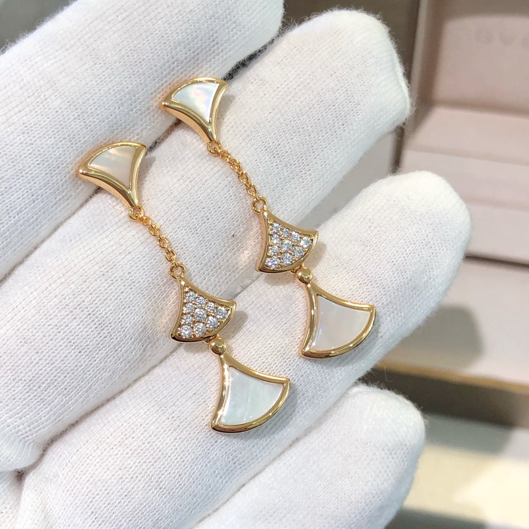 [⭐Clover Jewelry]DREAM EARRINGS 3 MOTIFS DIAMOND MOP PINK GOLD