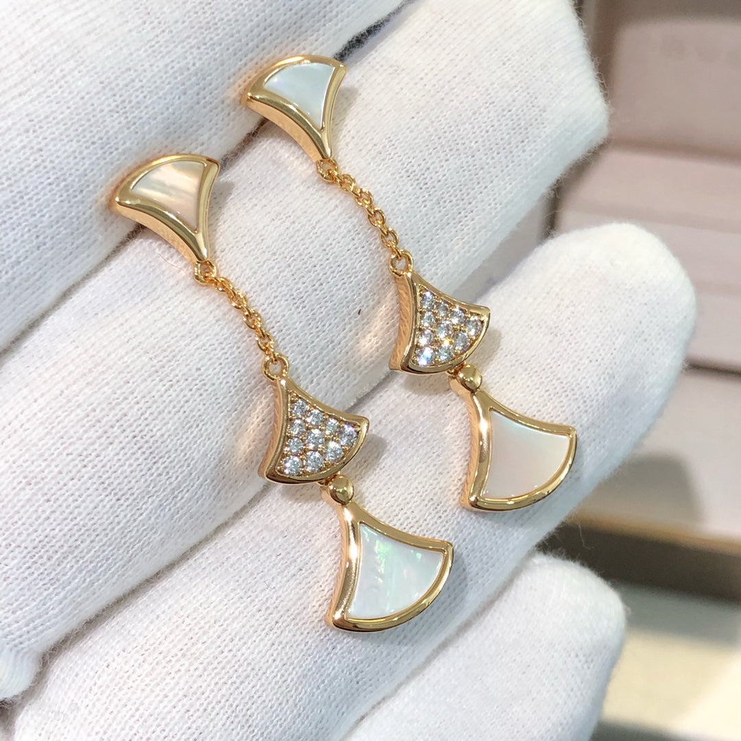 [⭐Clover Jewelry]DREAM EARRINGS 3 MOTIFS DIAMOND MOP PINK GOLD
