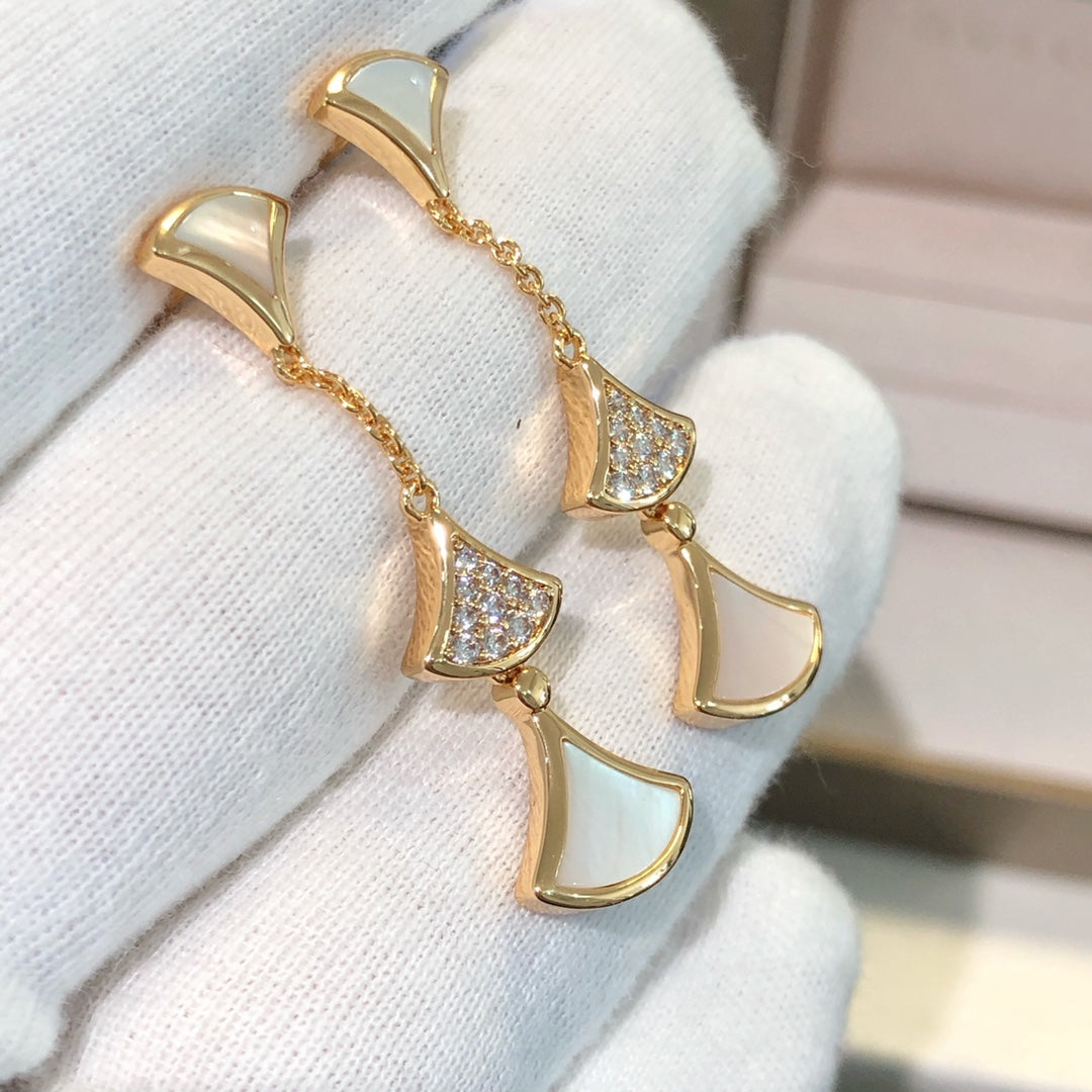 [⭐Clover Jewelry]DREAM EARRINGS 3 MOTIFS DIAMOND MOP PINK GOLD
