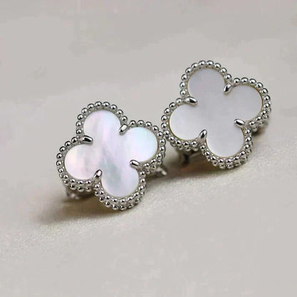 [⭐Clover Jewelry]CLOVER MEDIUM 1 MOTIFS  WHITE MOP EARRINGS SILVER