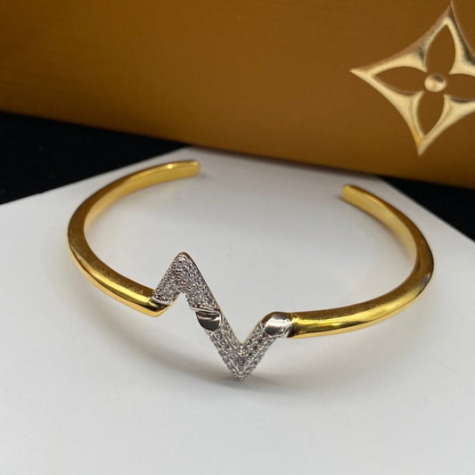 [⭐Clover Jewelry]VOLTE UPSITE DOWN DIAMOND GOLD OPEN BRACELET